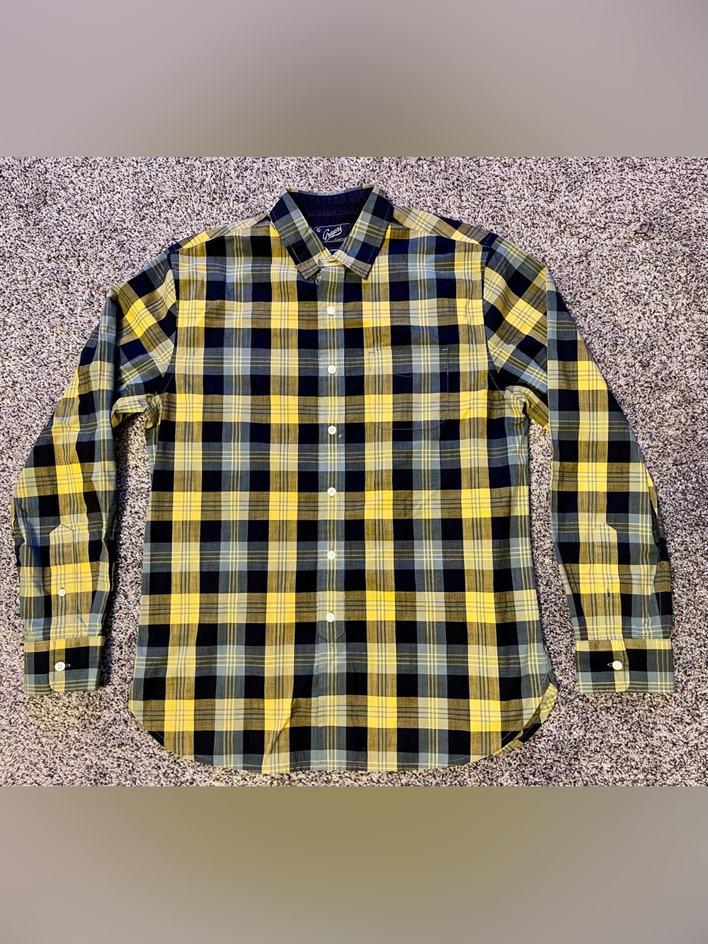 Grayers Yellow and Black Plaid Button-Down Shirt